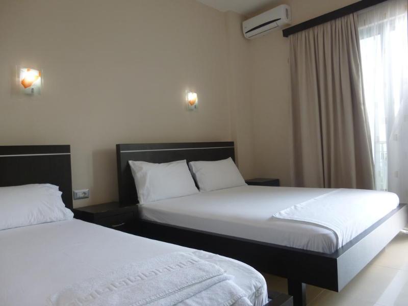 Blue Days Hotell 3*